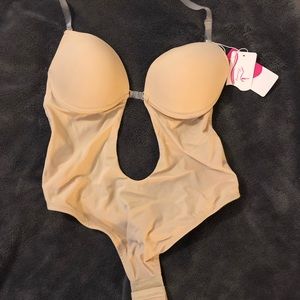 Deep V bra never worn 38B XL